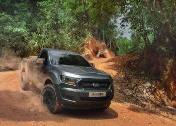 ‘ฟอร์ด เรนเจอร์’ ตะลุยเส้นทางสายบุญขึ้นเขาคิชฌกูฏ