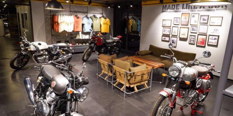 รอยัล เอนฟิลด์ สโตร์ พระราม 2 พร้อมเปิดให้บริการ