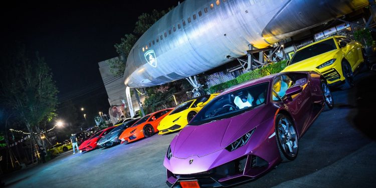 เรนาสโซ มอเตอร์ จัดดินเนอร์สุดเอ็กซ์คลูซีฟบนเครื่องบิน