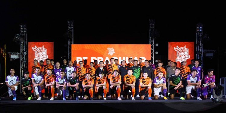 ‘เบ็นดิกซ์’ ทุ่มงบสนับสนุนสโมสรฟุตบอลพีที ประจวบ เอฟซี สู้ศึกไทยลีกฤดูกาล 2020