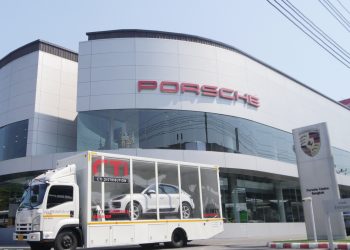 เอเอเอสฯ เปิดบริการพิเศษส่งรถยนต์ปอร์เช่ให้ทดลองขับถึงบ้าน