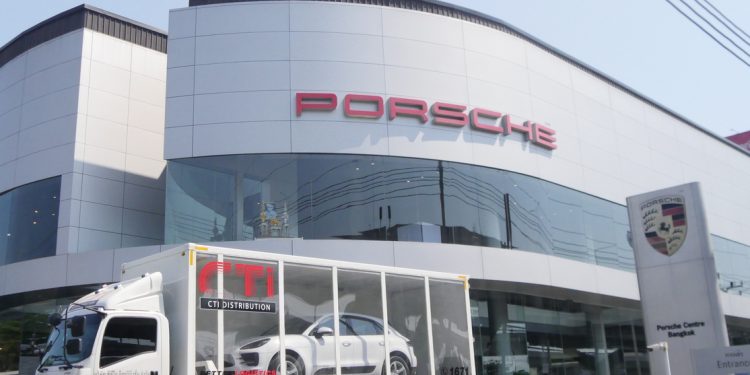 เอเอเอสฯ เปิดบริการพิเศษส่งรถยนต์ปอร์เช่ให้ทดลองขับถึงบ้าน