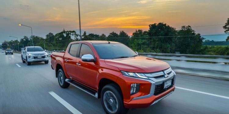 มิตซูบิชิ ร่วมคาราวานสนับสนุน การใช้น้ำมันดีเซล บี10