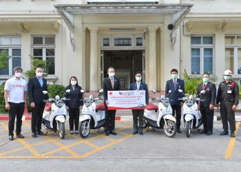 “ยามาฮ่า” เติมศักยภาพ “โรงพยาบาลจุฬาลงกรณ์” ส่งมอบ “ฟีโน่” สู้ภัย โควิด-19