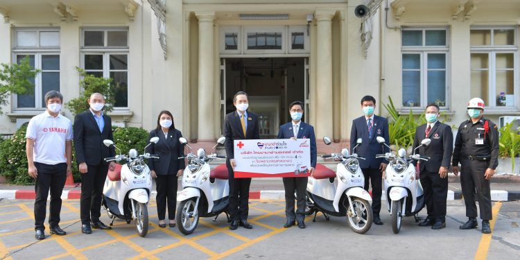 “ยามาฮ่า” เติมศักยภาพ “โรงพยาบาลจุฬาลงกรณ์” ส่งมอบ “ฟีโน่” สู้ภัย โควิด-19