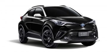 TOYOTA C-HR BY KARL LAGERFELD แม่แบบผู้นำเทรนด์แฟชั่นด้านดีไซน์อันโดดเด่น