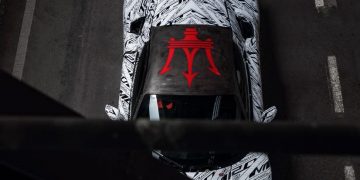 มาเซราติ เผยโฉม MC20 ต้นแบบรุ่นพิเศษ เพื่อเป็นเกียรติแก่ เซอร์ สเตอร์ลิง มอสส์ นักแข่งระดับตำนาน