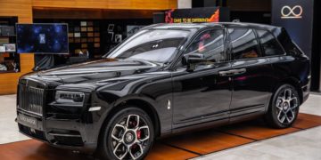 โรลส์-รอยซ์ เปิดตัว ‘แบล็ค แบดจ์ คัลลิแนน’ ครั้งแรกในประเทศไทย