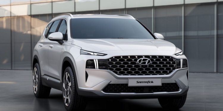 ฮุนได ซานตาเฟ่ ใหม่ ยอดรถอเนกประสงค์ของครอบครัว