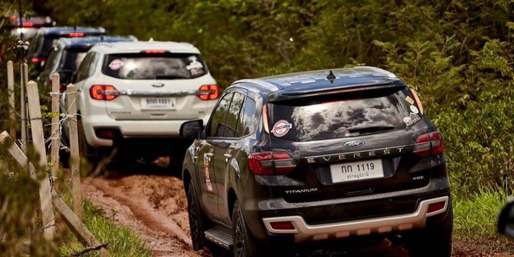 ฟอร์ดร่วมกิจกรรมปลูกป่ากับคาราวานลูกค้าฟอร์ด เอเวอเรสต์ ณ หน่วยพิทักษ์ป่าผาลาด จังหวัดกาญจนบุรี