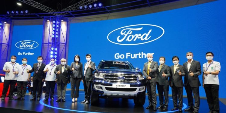 คณะรัฐมนตรีช่วยว่าการกระทรวงสาธารณสุข เยี่ยมชมความพร้อมของบูธฟอร์ดในการจัดมาตรการป้องกันโควิด-19