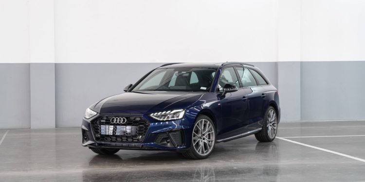 เปิดตัว Audi A4 Avant รุ่นไมเนอร์เชนจ์ ครบเครื่อง สปอร์ตขึ้น ออฟชั่นเพียบ
