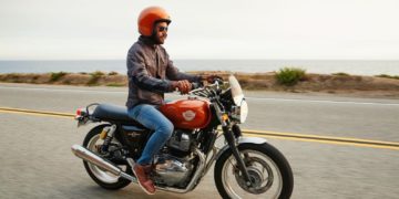 รอยัล เอนฟิลด์ ประกาศความเป็นผู้นำตลาดรถมอเตอร์ไซค์ที่ใช้ขับขี่เพื่อการพักผ่อนในประเทศอังกฤษ