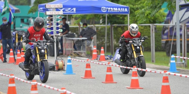YAMAHA จัดกิจกรรมทดสอบขับขี่รูปแบบใหม่ “MT-15 SHOW OFF CHALLENGE”