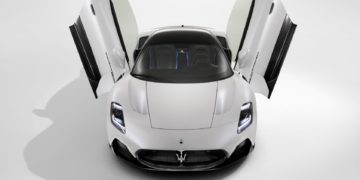 มาเซราติ MC20: ซูเปอร์คาร์รุ่นใหม่ จากค่ายตรีศูล