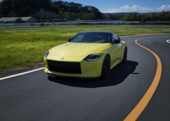 รถยนต์ต้นแบบ นิสสัน Z Proto มุ่งสู่อนาคตด้วยแรงบันดาลใจจากอดีต