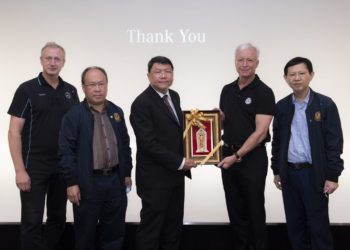 เมอร์เซเดส-เบนซ์ เปิดบ้านต้อนรับกรรมาธิการการพลังงาน สภาผู้แทนราษฎร  เข้าเยี่ยมชมและดูงานในโรงงานประกอบรถยนต์ปลั๊กอินไฮบริดและผลิตแบตเตอรี่