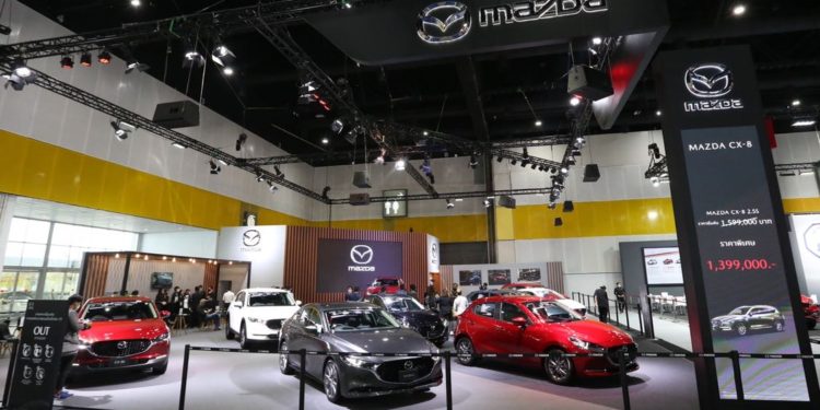 มาสด้าตระตุ้นเศรษฐกิจดึงกำลังซื้ออัดโปร 0% ลุยงาน FAST