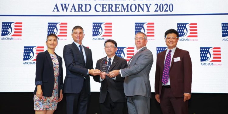 ฟอร์ดรับรางวัล ‘องค์กรรับผิดชอบต่อสังคมดีเด่น’ 10 ปีซ้อน จากหอการค้าอเมริกันในประเทศไทย