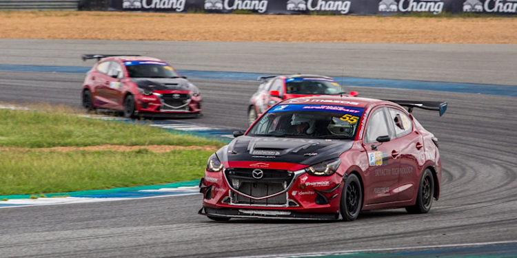 มาสด้า2 ผงาดคว้าแชมป์เรซแรกมาครอง ในศึกประลองความเร็ว Thailand Super Series 2020