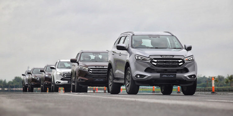 อีซูซุจัดทดสอบ “ออลนิว อีซูซุมิว-เอ็กซ์” โชว์ความเหนือชั้นด้านสมรรถนะและเทคโนโลยีเพื่อความปลอดภัยที่ครบครัน