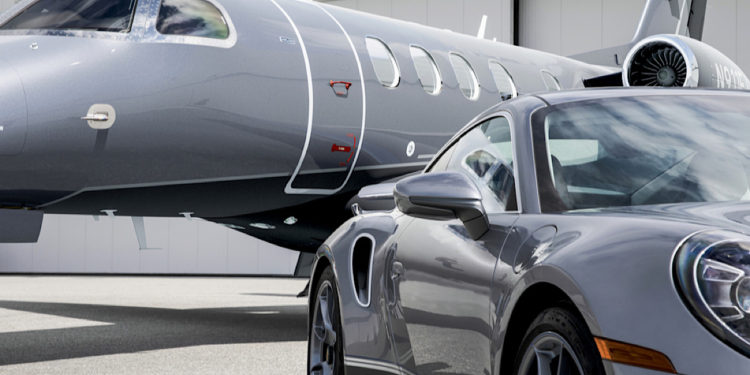 สัมผัสขีดสุดแห่งสมรรถนะทั้งบนท้องถนนจรดฟากฟ้า การจับมือกันระหว่างปอร์เช่ และ Embraer (เอ็มบราเออร์)