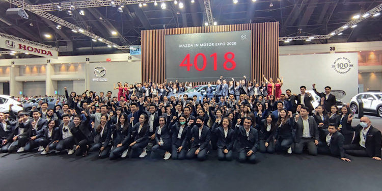 มาสด้าสุดปลื้มลูกค้าแห่จองทะลุ 4 พันคัน ปิดฉากมอเตอร์ เอ็กซ์โป อย่างงดงาม