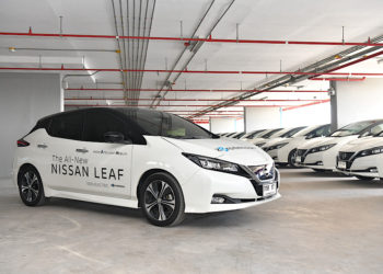 นิสสันประเทศไทยส่งมอบ นิสสัน ลีฟ 24 คันให้กับการไฟฟ้านครหลวง