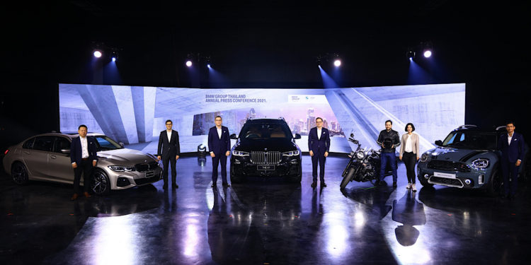 บีเอ็มดับเบิลยู กรุ๊ป สานต่อปีแห่งความสำเร็จ นำทัพยานยนต์ใหม่ เติมความหลากหลายที่ตอบโจทย์นักขับทั่วไทย