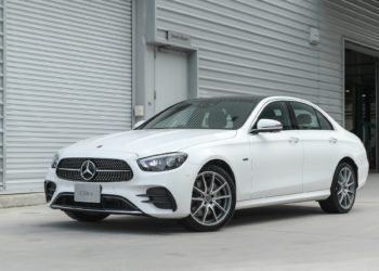 เมอร์เซเดส-เบนซ์ เผยโฉม E-Class ใหม่ เปิดราคาเริ่มต้นที่ 3.19 ล้านบาท