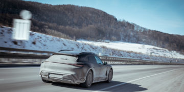 การทดสอบสุดโหด ขั้นตอนสุดท้ายก่อนเปิดตัวครั้งแรกของโลกของ ปอร์เช่ ไทคานน์ ครอส ทัวริสโม ใหม่