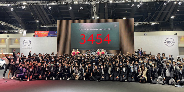 มาสด้าเผยมอเตอร์โชว์ปีนี้สุดคึกคักกวาดยอดจองทะลุกว่า 3.5 พันคัน