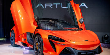 ซูเปอร์คาร์ไฮบริด McLaren Artura เผยโฉมที่ไทยเป็นประเทศแรกในอาเซียน