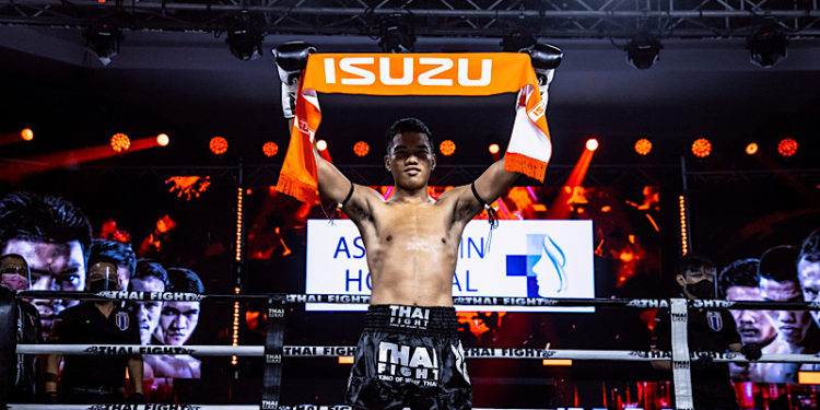อีซูซุส่ง “ก้องไกล เอ็นนี่มวยไทย” คว้าชัยในศึก THAI FIGHT 2020รอบแรกเป็นผลสำเร็จ