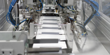 ‘มิชลิน’ เปิดห้องปฏิบัติการที่ใช้ระบบอัตโนมัติผลิตหน้ากากอนามัยเป็นครั้งแรก ณ ประเทศฝรั่งเศส