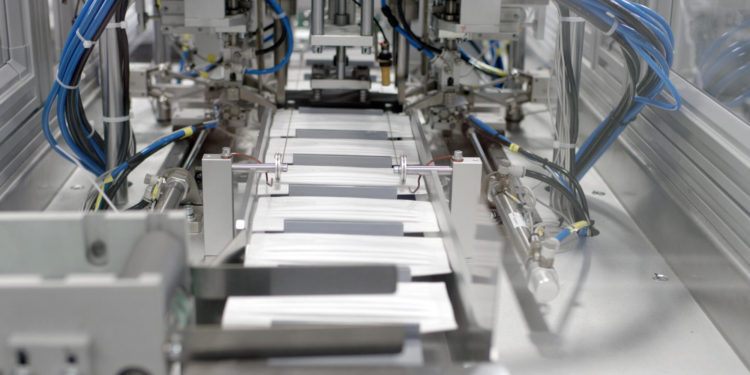 ‘มิชลิน’ เปิดห้องปฏิบัติการที่ใช้ระบบอัตโนมัติผลิตหน้ากากอนามัยเป็นครั้งแรก ณ ประเทศฝรั่งเศส