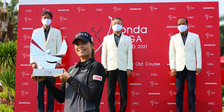 เอรียา จุฑานุกาล คว้าแชมป์ประวัติศาสตร์กอล์ฟสตรี “ฮอนด้า แอลพีจีเอ ไทยแลนด์ 2021”