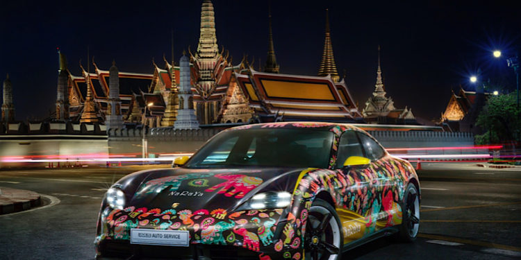 ปอร์เช่ชวนหวนรำลึกเอกลักษณ์ไทยด้วยผลงานศิลปะร่วมสมัยสุดประณีตบนไทคานน์