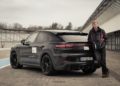 Walter Röhrl ทดสอบขับยนตรกรรมทรงสมรรถนะ คาเยนน์ (Cayenne) ใหม่