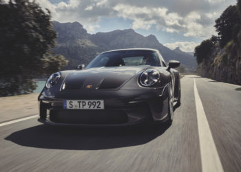 ขีดสุดของสมรรถนะบนความเรียบง่ายของ ปอร์เช่ 911 จีที3 ใหม่ พร้อมชุดแต่ง Touring package