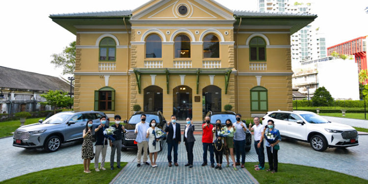 เกรท วอลล์ มอเตอร์ จัดพิธีส่งมอบรถยนต์ All New HAVAL H6 Hybrid SUV ให้กับลูกค้ากลุ่มแรก