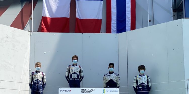 “เติ้น” ทัศนพล ฟอร์มแรง ผงาดขึ้นโพเดียมฟอร์มูล่า 4 คว้าอันดับ 3 ในรายการ 2021 French F4 Championship