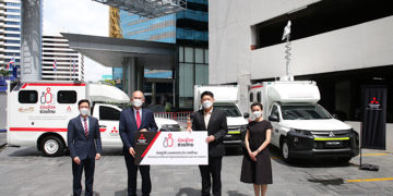 มิตซูบิชิ ดัดแปลง “ไทรทัน” สนับสนุนภารกิจเคลื่อนย้ายผู้ป่วยโควิด-19 เพื่อการรักษาตัว