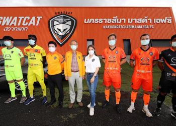 มาสด้าผนึกกำลังสวาทแคทพร้อมลุยศึกไทยลีกเต็มกำลัง