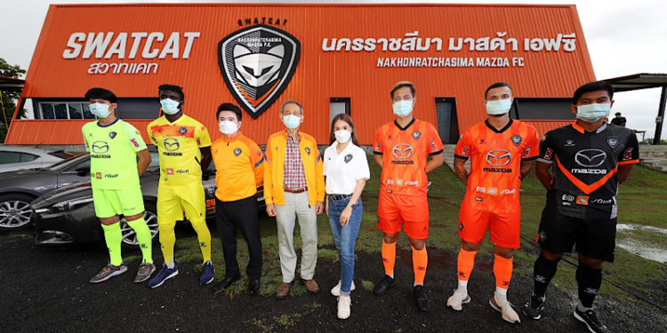 มาสด้าผนึกกำลังสวาทแคทพร้อมลุยศึกไทยลีกเต็มกำลัง