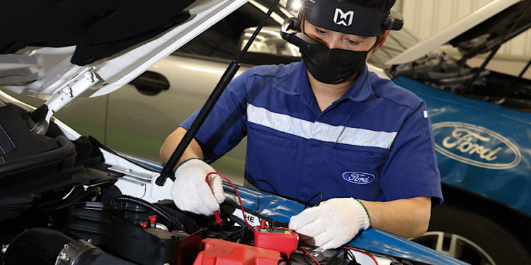 ฟอร์ดเปิดตัวเทคโนโลยีช่วยเหลือระยะไกลด้วยแว่นตาอัจฉริยะ RealWear