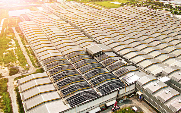 บริดจสโตนใช้พลังงานแสงอาทิตย์สนับสนุนการผลิตยางรถยนต์ในประเทศไทย