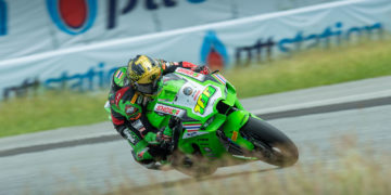 OR BRIC Superbike สนาม 3 แรงไม่หยุด !!  “ฐิติพงศ์-รัฐพงษ์-ชานนท์” บิดฝ่าฝนคว้าโพลสุดมันส์