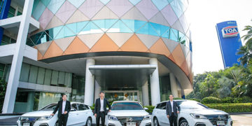 เอ็มจี ย้ำภาพผู้นำจุดประกายความนิยมรถอีวี ส่งมอบ MG EP 100 คัน ให้กับบริษัทชั้นนำของไทย