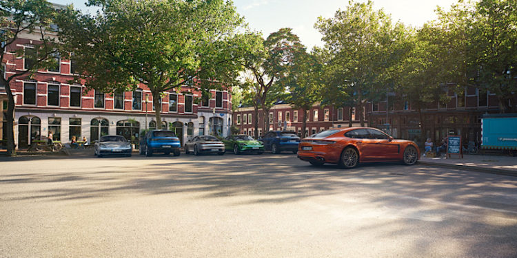 เอเอเอสฯ เตรียมเผยความแรงรถสปอร์ตปอร์เช่ครบทุกรุ่นให้จับจองที่งาน Motor Expo 2021